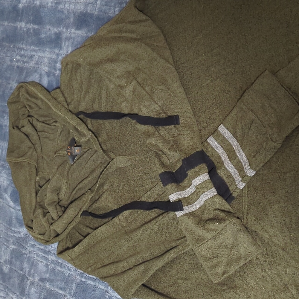 M MIX Green Long Sleeve